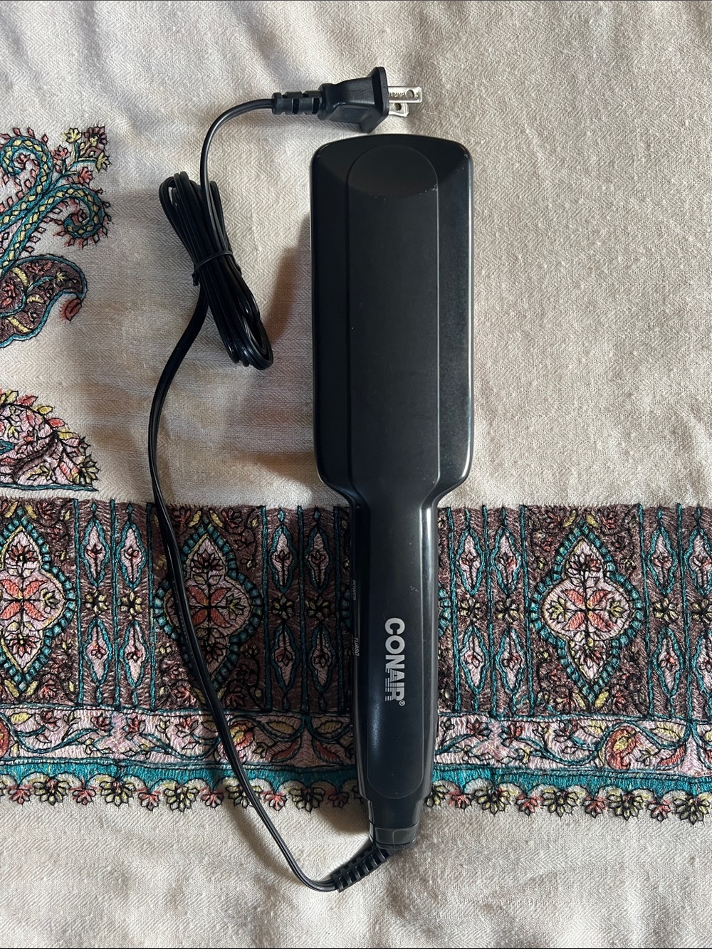 CONAIR NWOT Black Corded Hair Straightening iron - Black and pink
